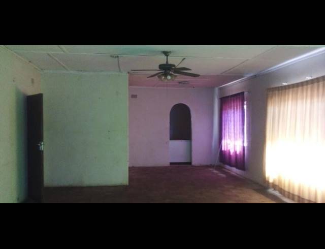 3 BEDROOM HOUSE FOR SALE IN VANDERBIJLPARK CW 3